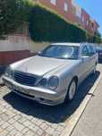 Mercedes-Benz E 320