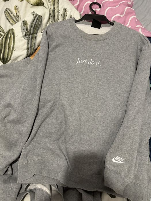 Szara bluza Nike