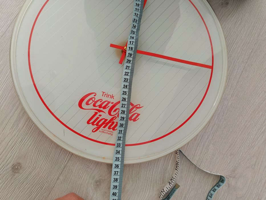 Zegar ścienny Coca-Cola Light – retro vintage 

Stylowy zegar