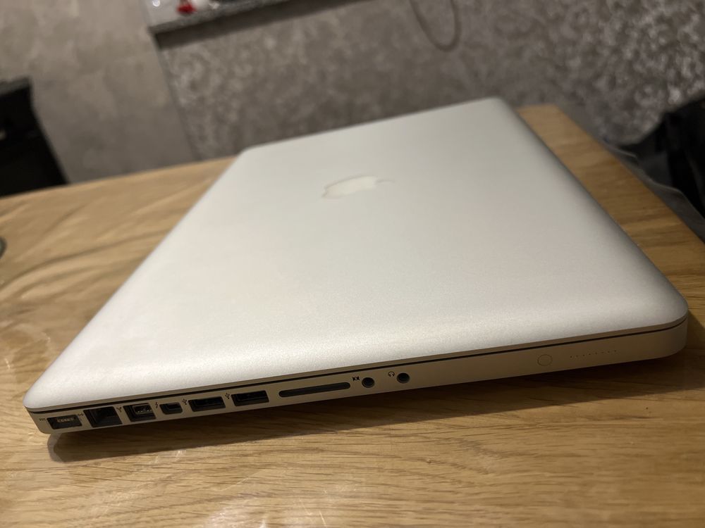 MacBook Pro Late 2011 (15-inch), 16/240Gb