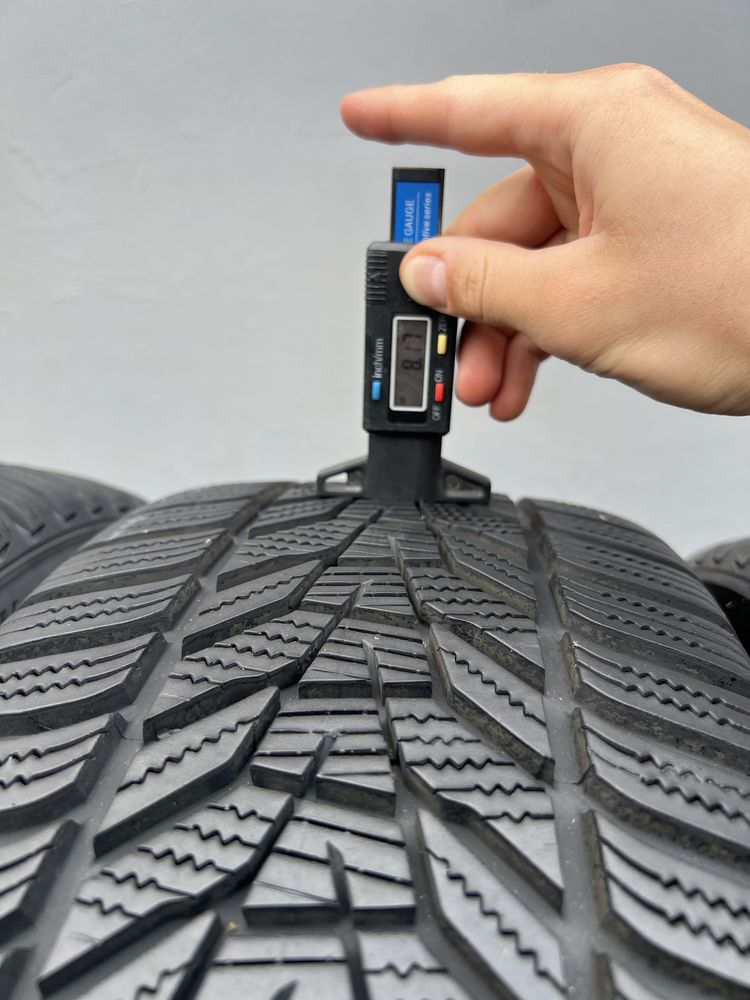 Резина зима 2023 Нова 225/40/r18 98V Hankook Winter Icept Evo 3 HRS