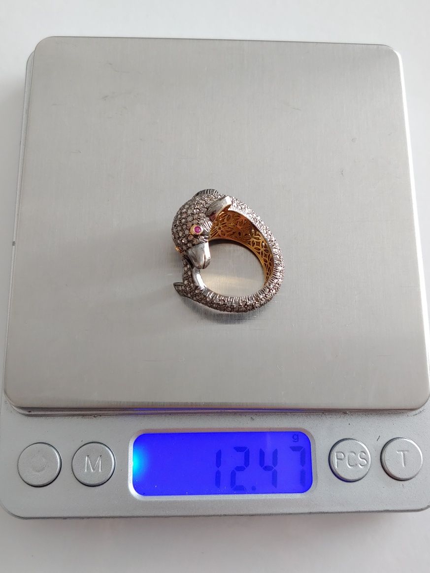 Pierscien 14ct zloto,diamentu oraz rubiny,rozmiar 16.5,waga 12.47 gram