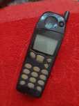 Stary sprawny telefon Nokia 5110