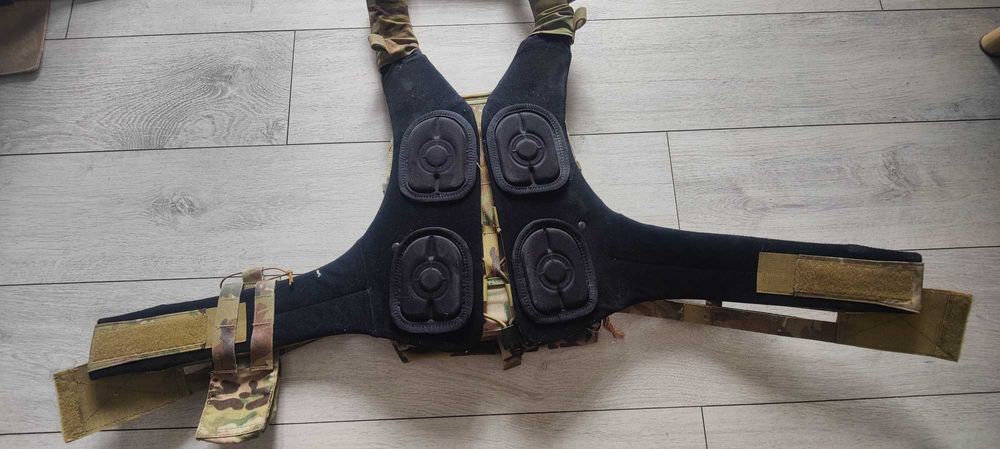 TMC AVS Multicam + TMC zip-on panel 1.0 + Dodatki