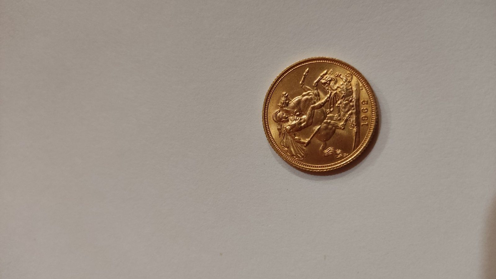 Золоті монети Єлизавета ІІ