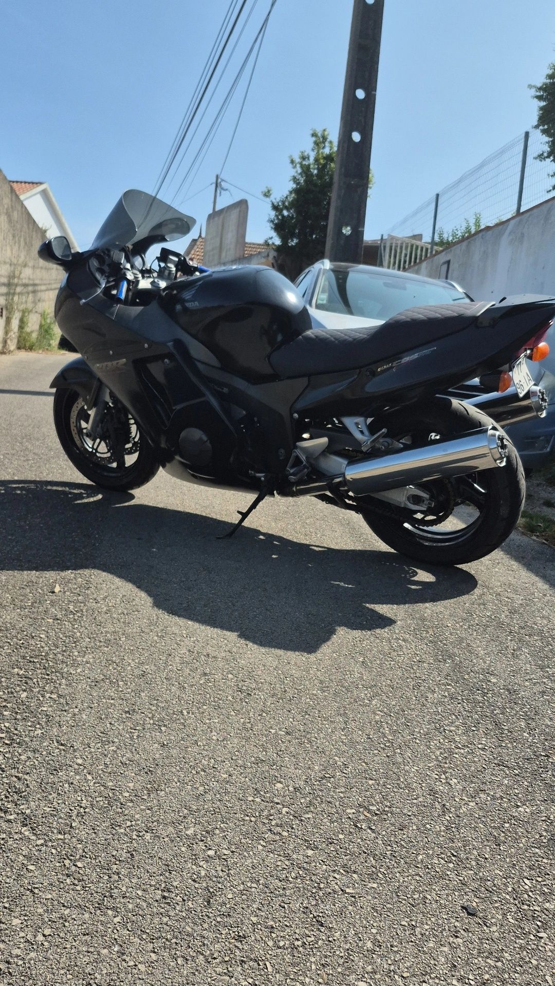 Honda cbr 1100 XX (aceito retoma)