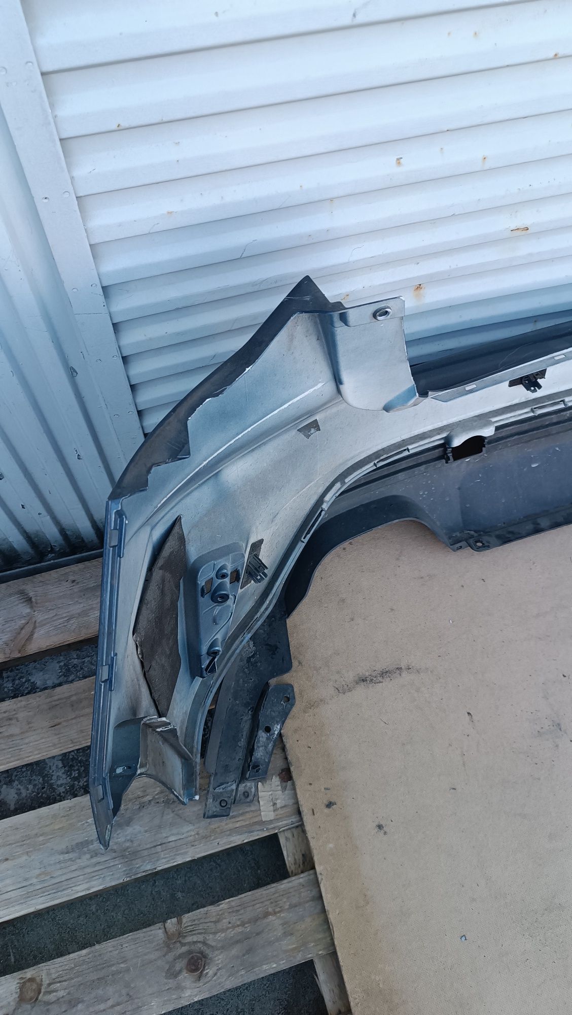 Vendo parachoque de trás Ford focus MK 4 ano 2018/23