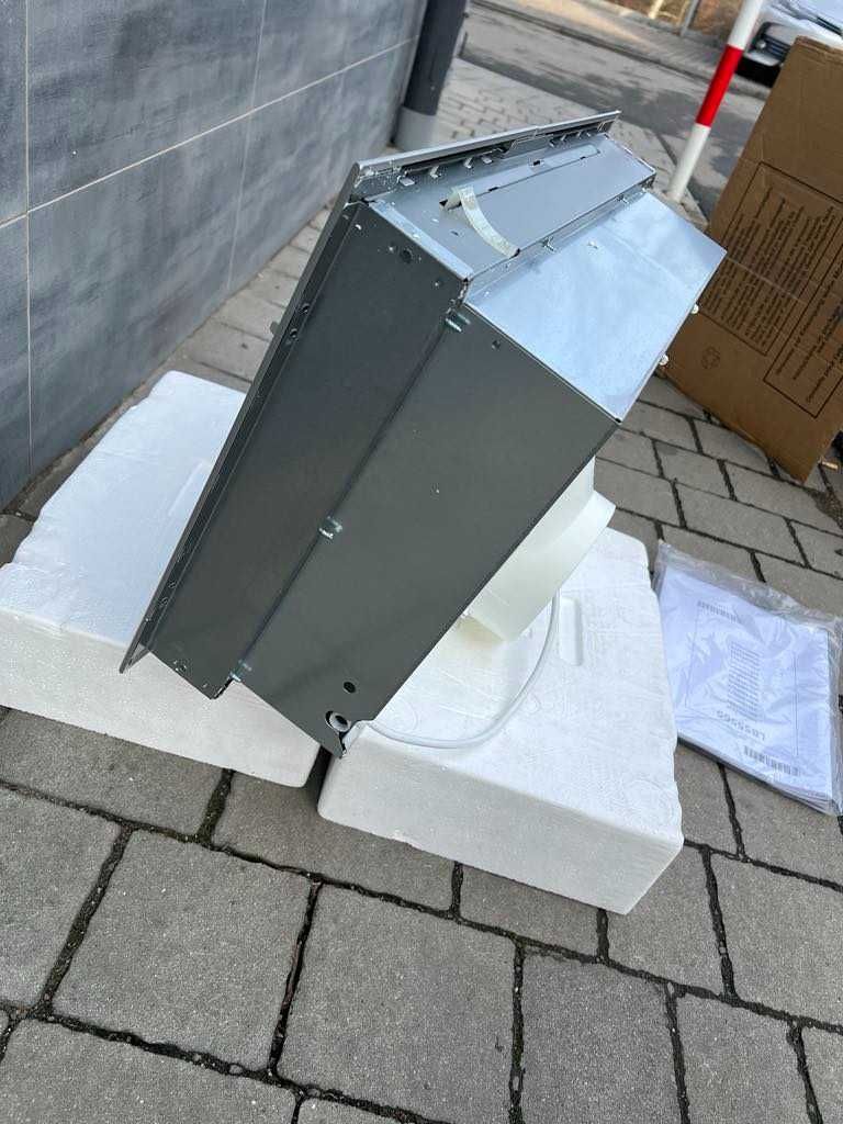 Okap wyspowy SIEMENS LB55565 Srebrny, oświetlenie/Komis Krzysiek