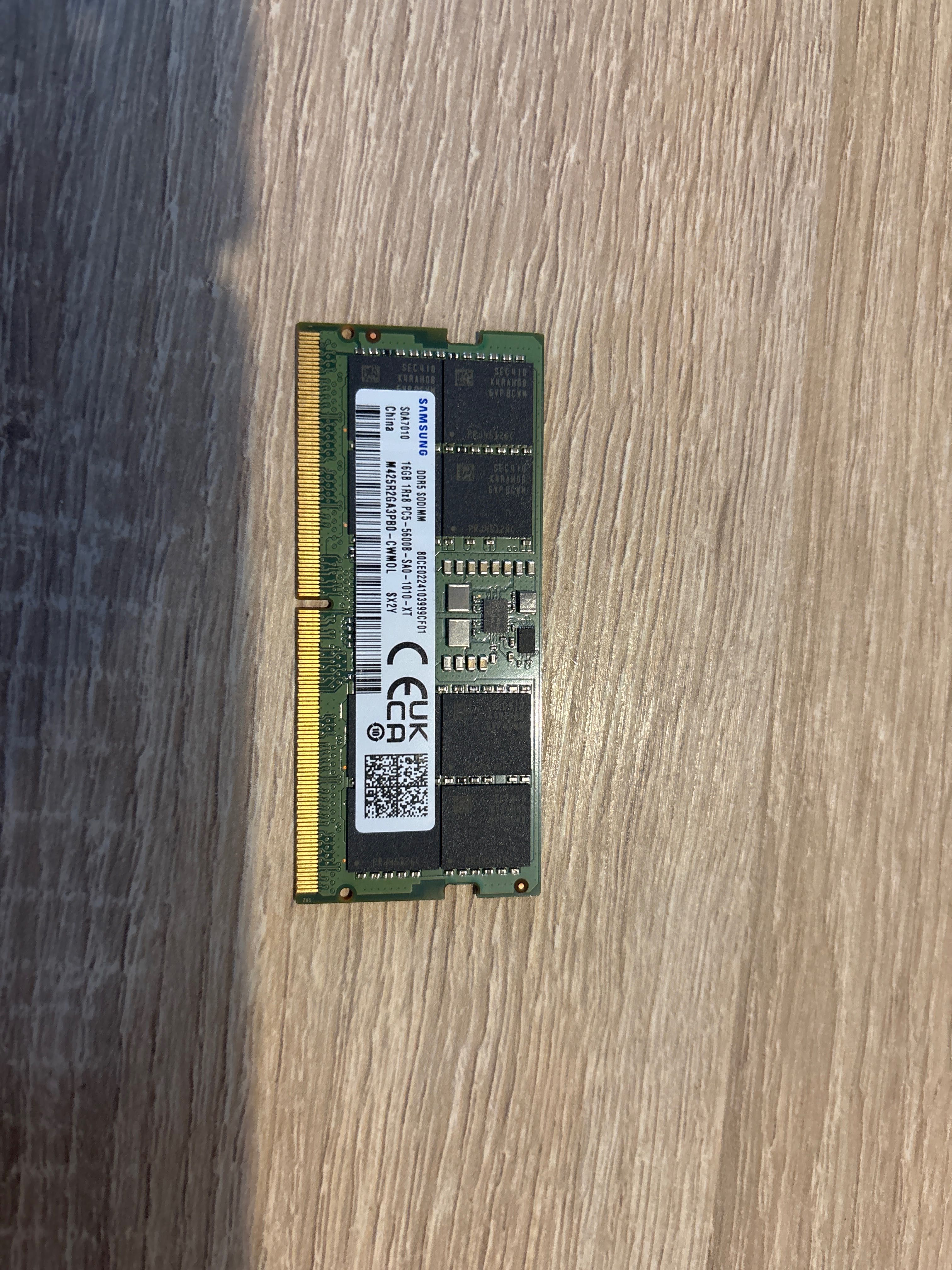 Оперативна памʼять SAMSUNG DDR5 16GB SODIMM 5600MHZ (Б/У)