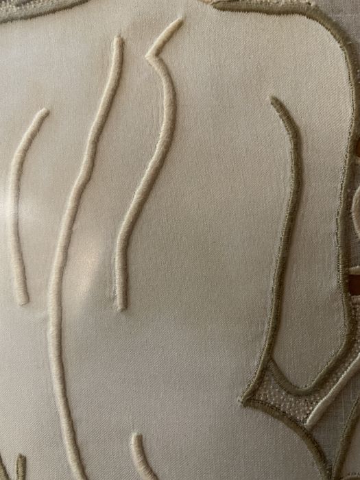 Quadro em bordado Madeira