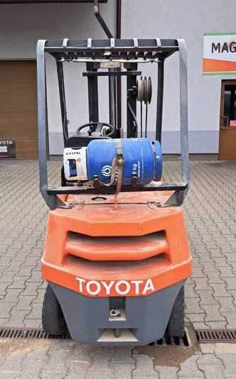 Wózek widłowy Toyota 02-2FG15, LPG, 1,5t, Duplex 3,3m, automat,przesuw