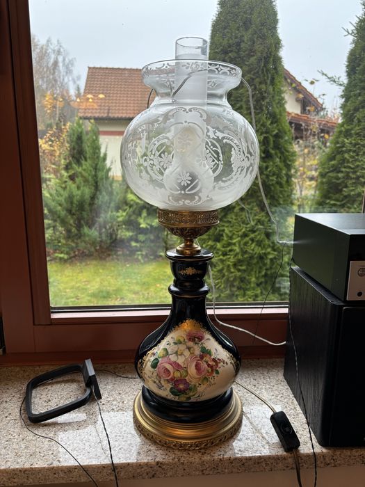 Vintage porcelanowa lampa stolowa