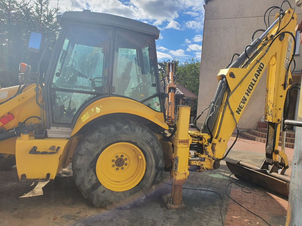 Koparko-ładowarka New Holland LB95B 2006