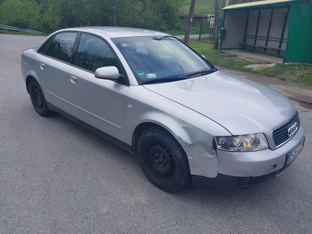 Audi a4 b6 2.0 benzyna 130km ALT 198 tys przebiegu