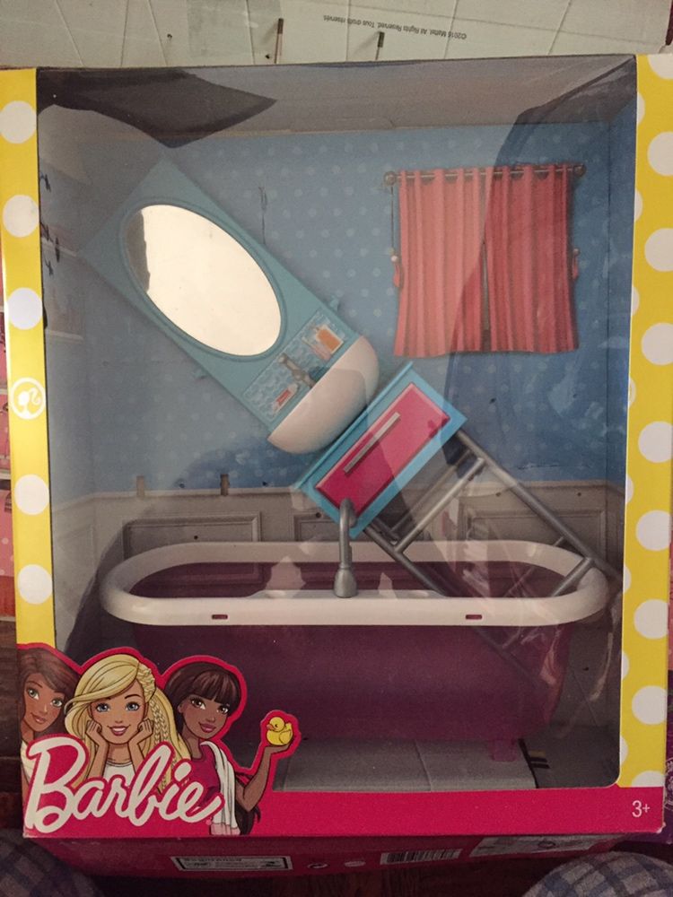 Casa de Banho Barbie com caixa