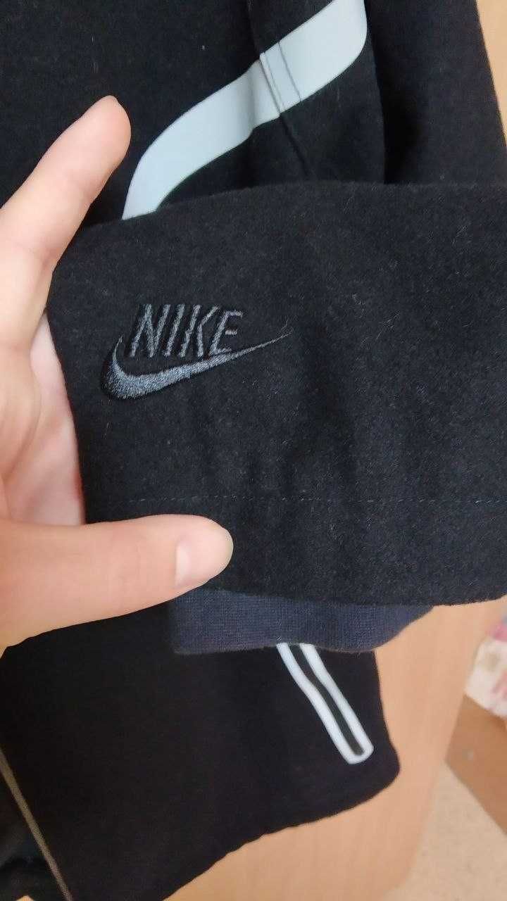 płaszcz Nike Tech