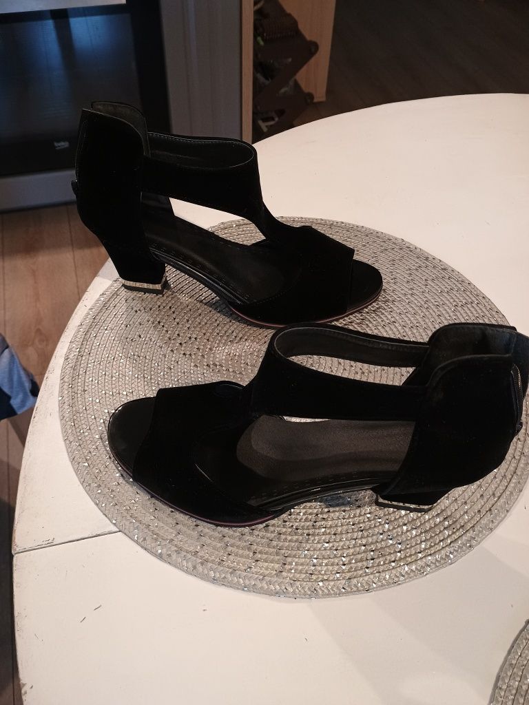 Buty damskie czarne