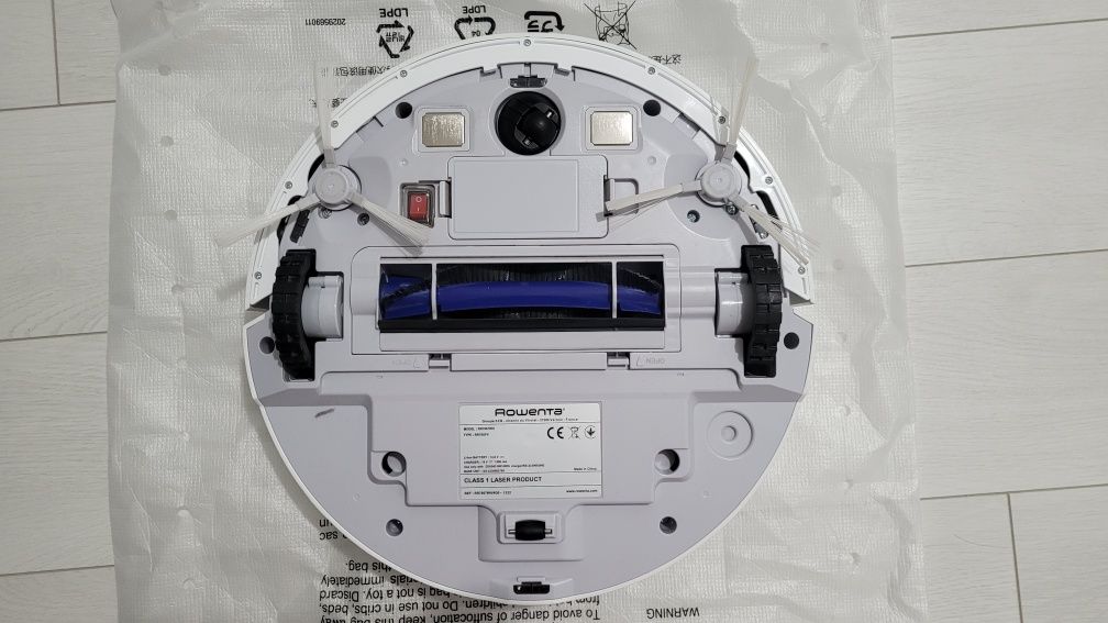 Миючий робот-пилосос Rowenta X-Plorer 120 AI (RR7867WH)