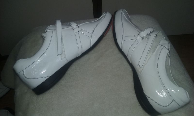 HKR buty haker sportowe lakierowane białe 40,5 26,5cm