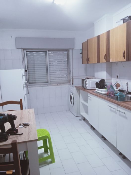 Quarto para arrendar