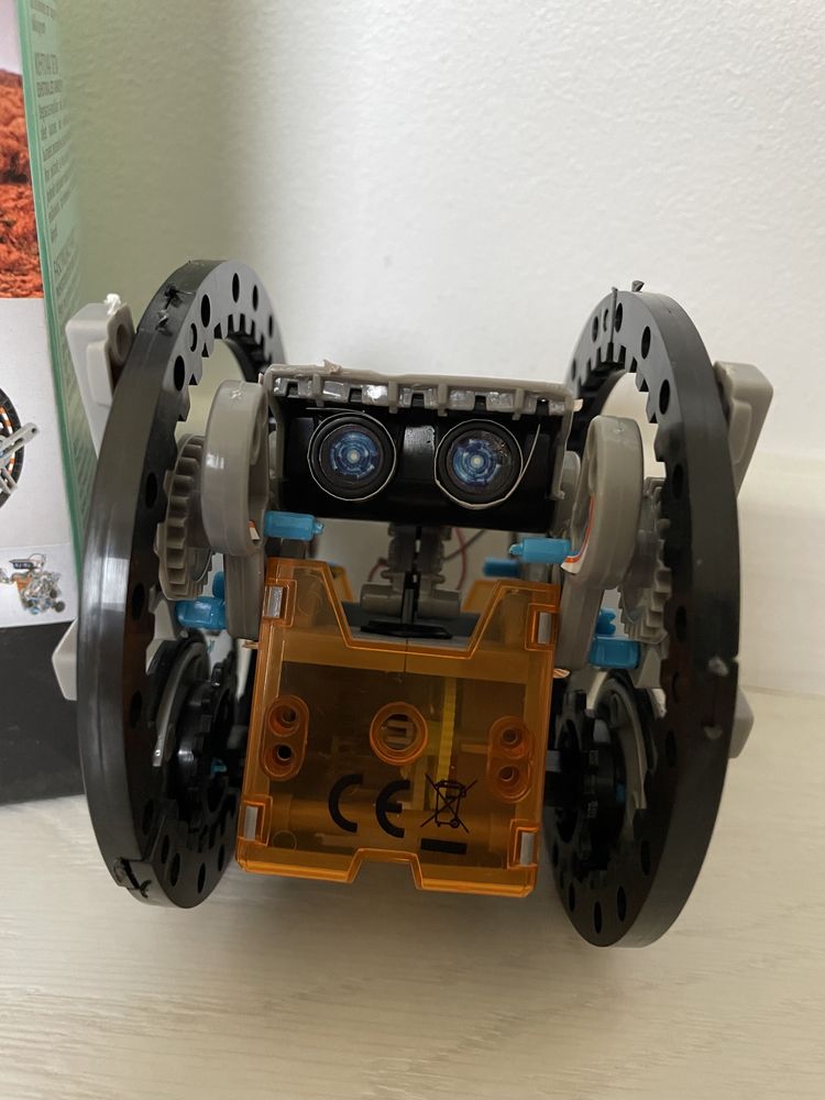 Robot solarny zabawka