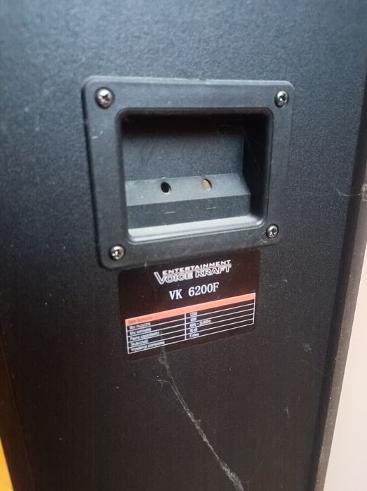 Kolumna głośnikowa