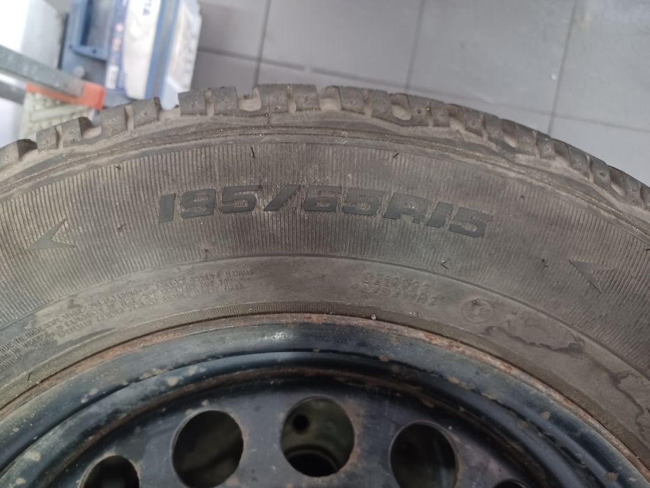 диски з шинами 195/65R15