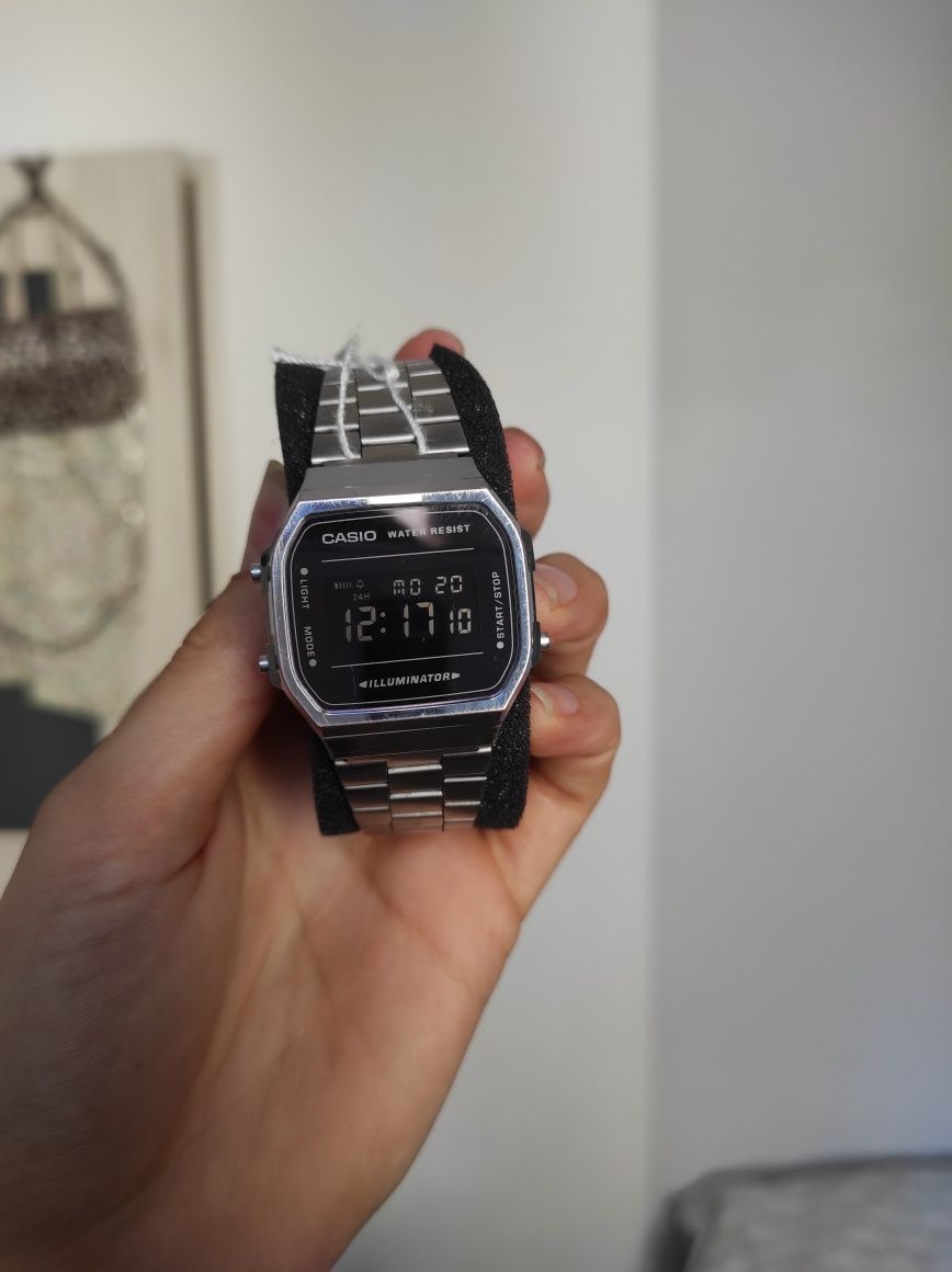 Zegarek Casio A168WEM-1EF retro
