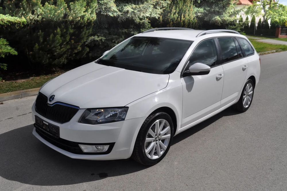 Skoda Octavia Climatronic,Tempomat,Grzane Fotele,Alufelgi 17,PDC,Z Niemiec,Opłacony