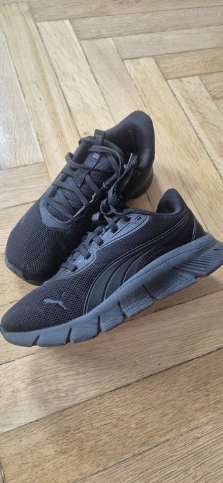 Puma czarne buty w. rozm.37.5