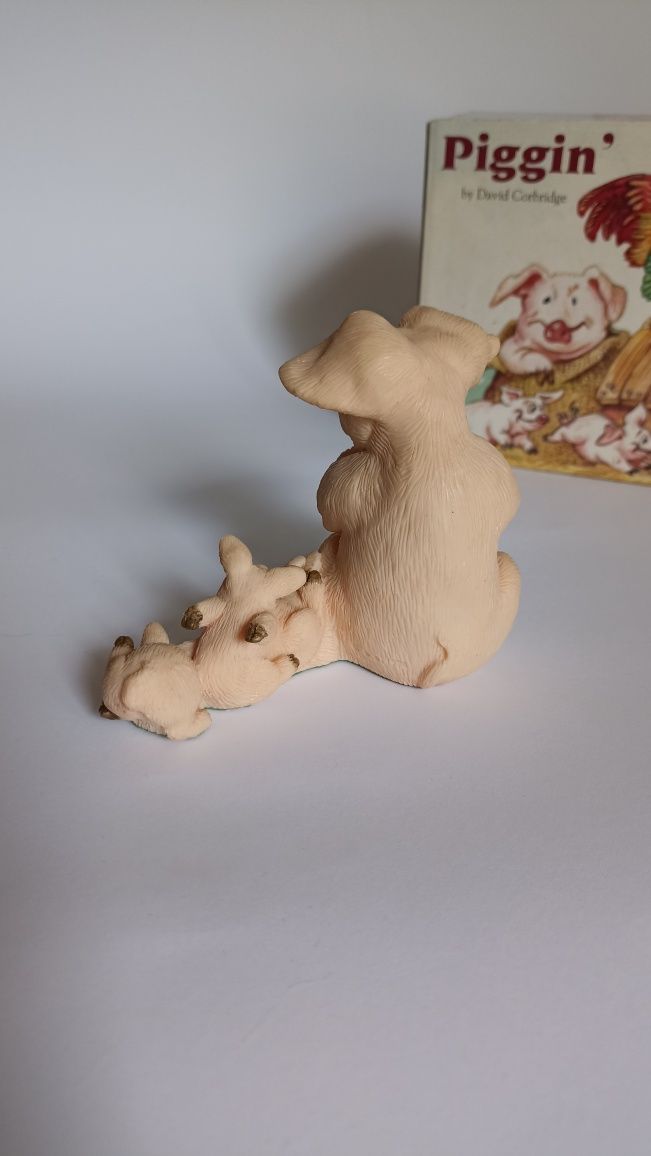 Piggin' by David Corbridge "Pile-up" figurka kolekcjonerska świnki