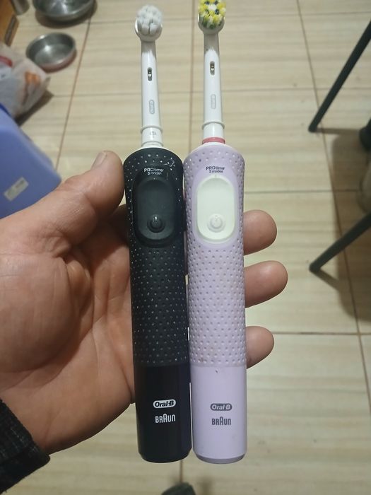 Дешево продам зубну щітку Braun  Oral-B Pro