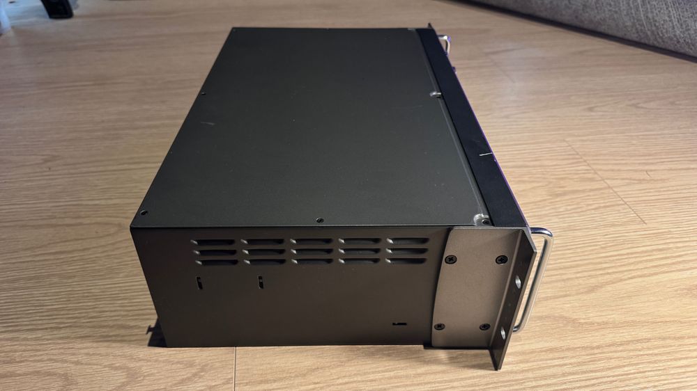 Behringer X32 Rack 40-Input 25-Bus Rackmount Digital Mixer