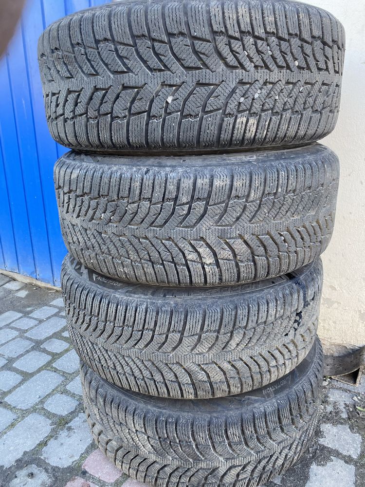 Диски з ризиною 225/50/R17 BMW F10 E60