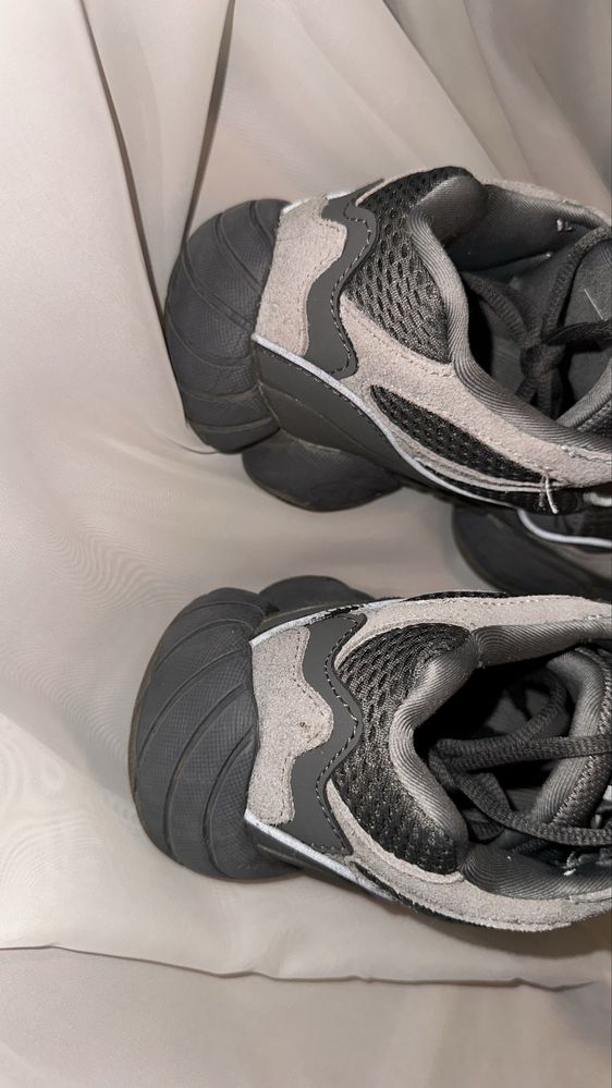 Кроссовки Adidas Yeezy boost 500