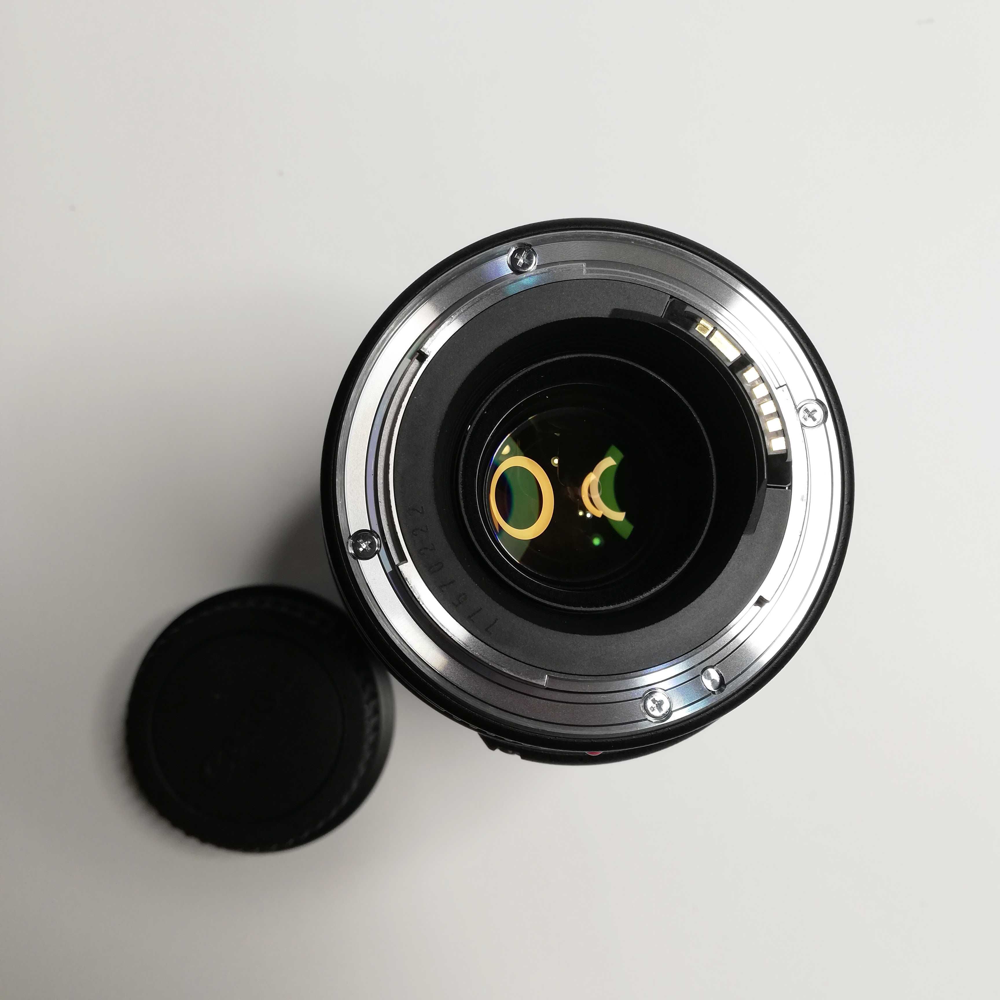 Canon EF 100mm f/2.8 Macro USM, ошибку err01, внешне состояние отлично