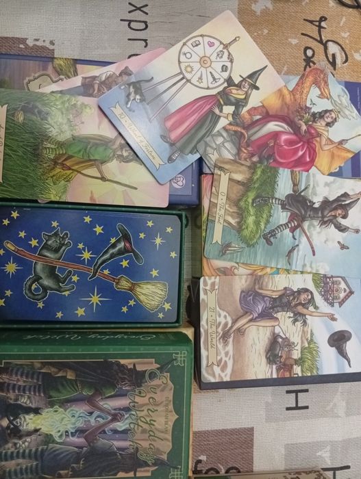 Tarot tamanho grande com Caixa Rigida