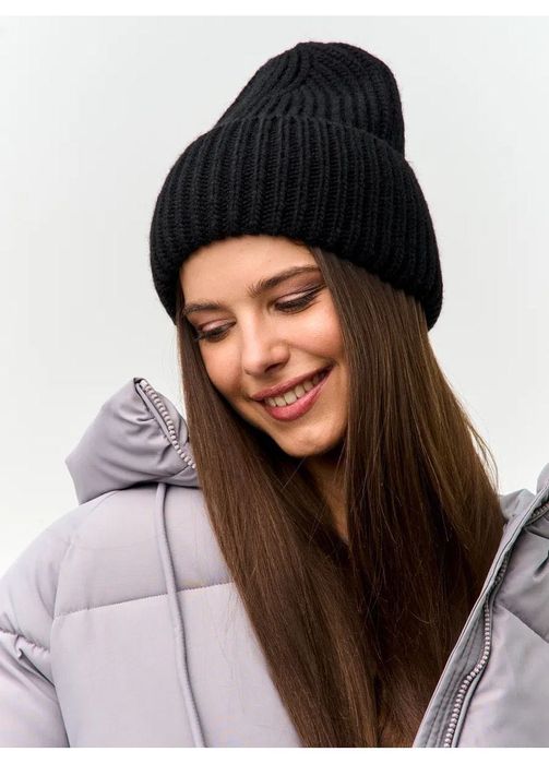 Жіноча шапка нова