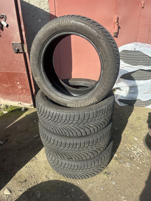 Зимові Bridgestone Blizzak LM005 215/55 R17 – 2021, стан гарний