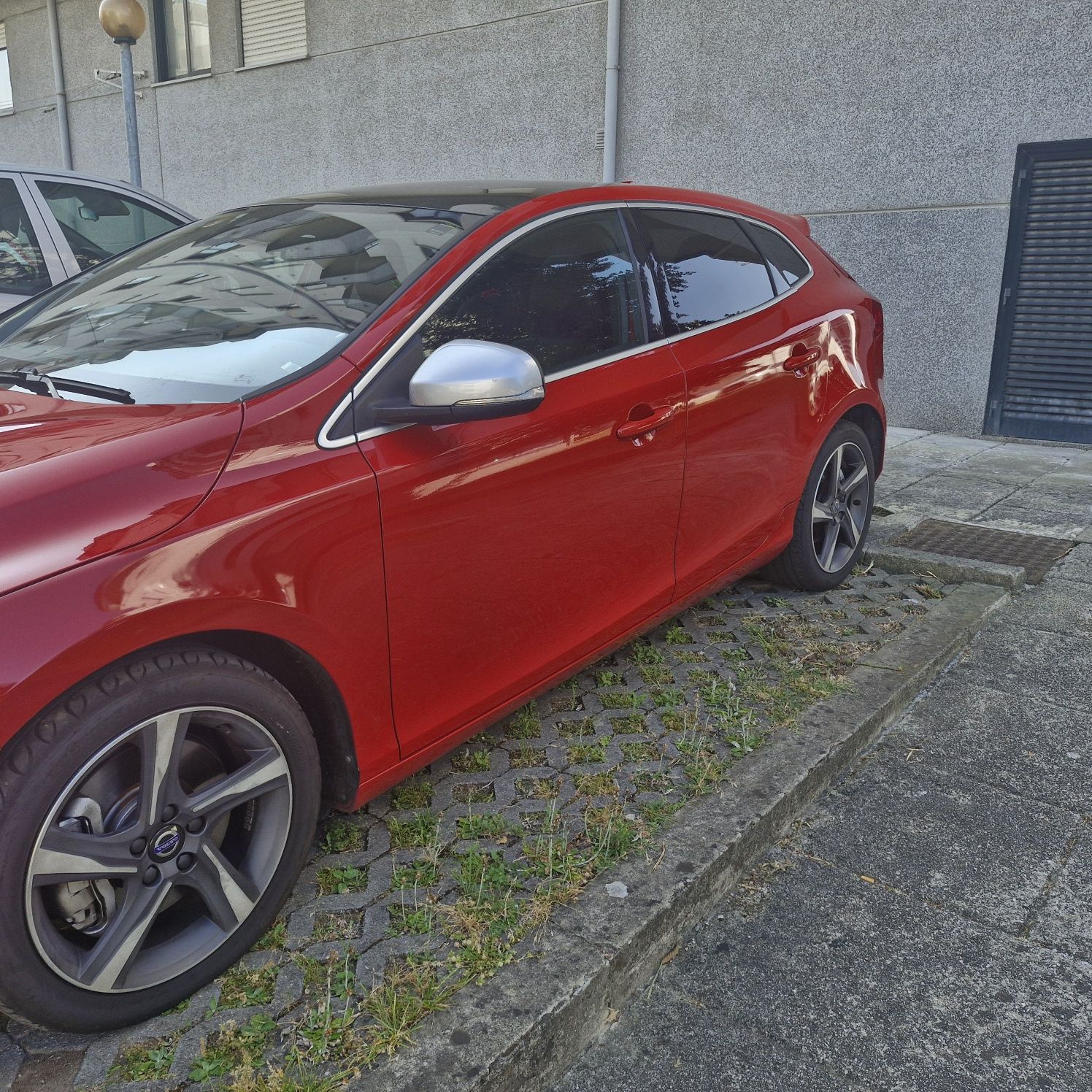 Volvo V40 D3 R-design