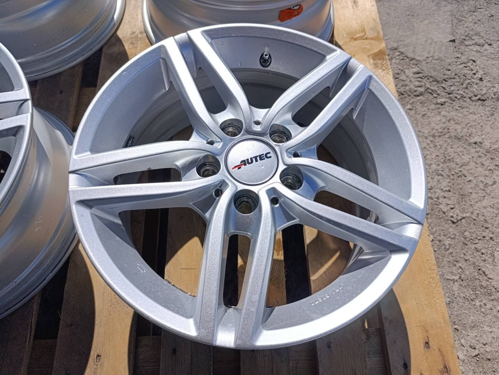 Легкосплавні диски 5*112 R16 ET52 титани Р16