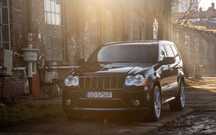 Jeep Grand Cherokee Jeep SRT 6.1 HEMI bezwypadkowy stan bardzo dobry