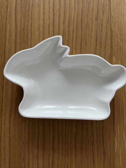 Tacka naczynie zajączek białe 18 cm z porcelany