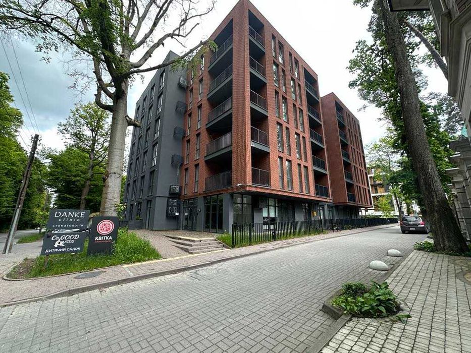 Продаж 2-кімнатноі квартири Брюховичі ЖК «Квітка» велика тераса