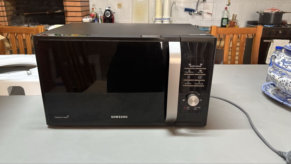 Vendo microondas SAMSUNG 28L