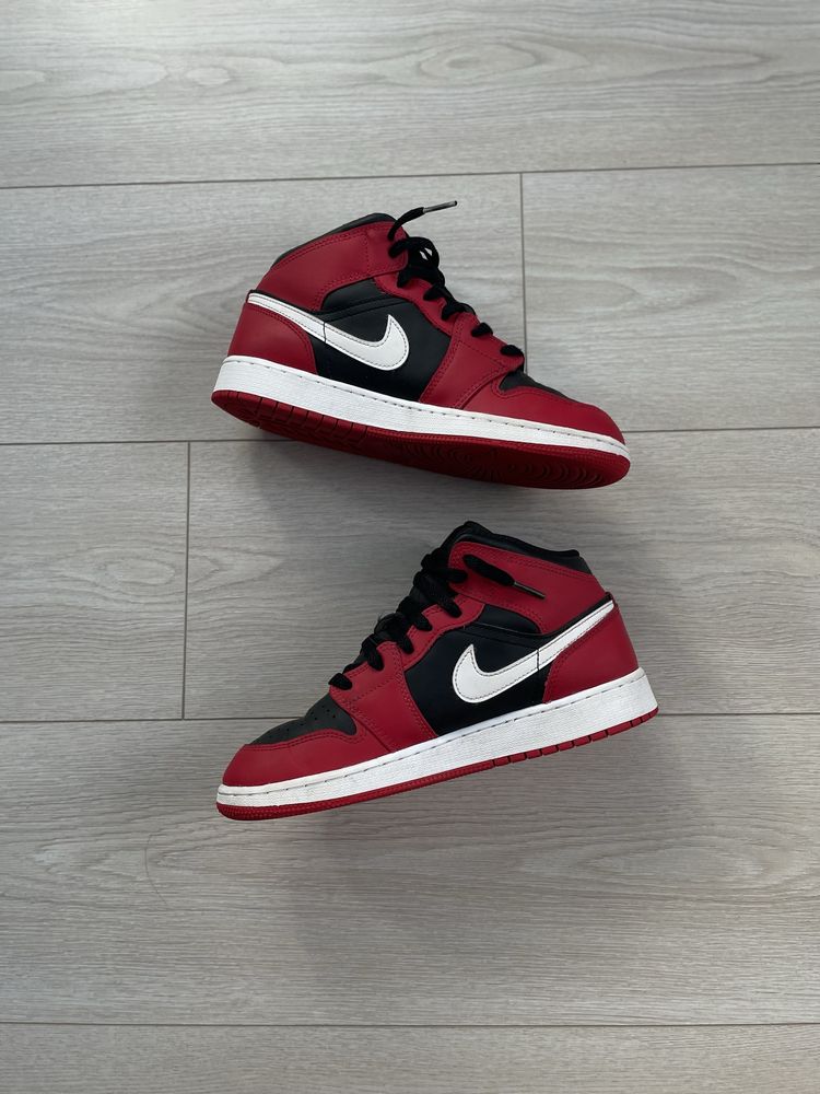 Оригінальні чоловічі жіночі кросівки кеди Nike Air Jordan Mid Dunk 39р