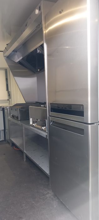 Wynajmem  od 30. 08 food truck przyczep gastronomicznych