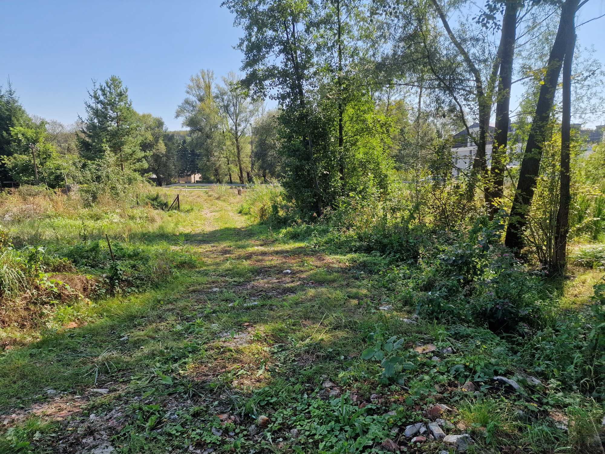 Działkę budowlaną w Kielnarowej sprzedam