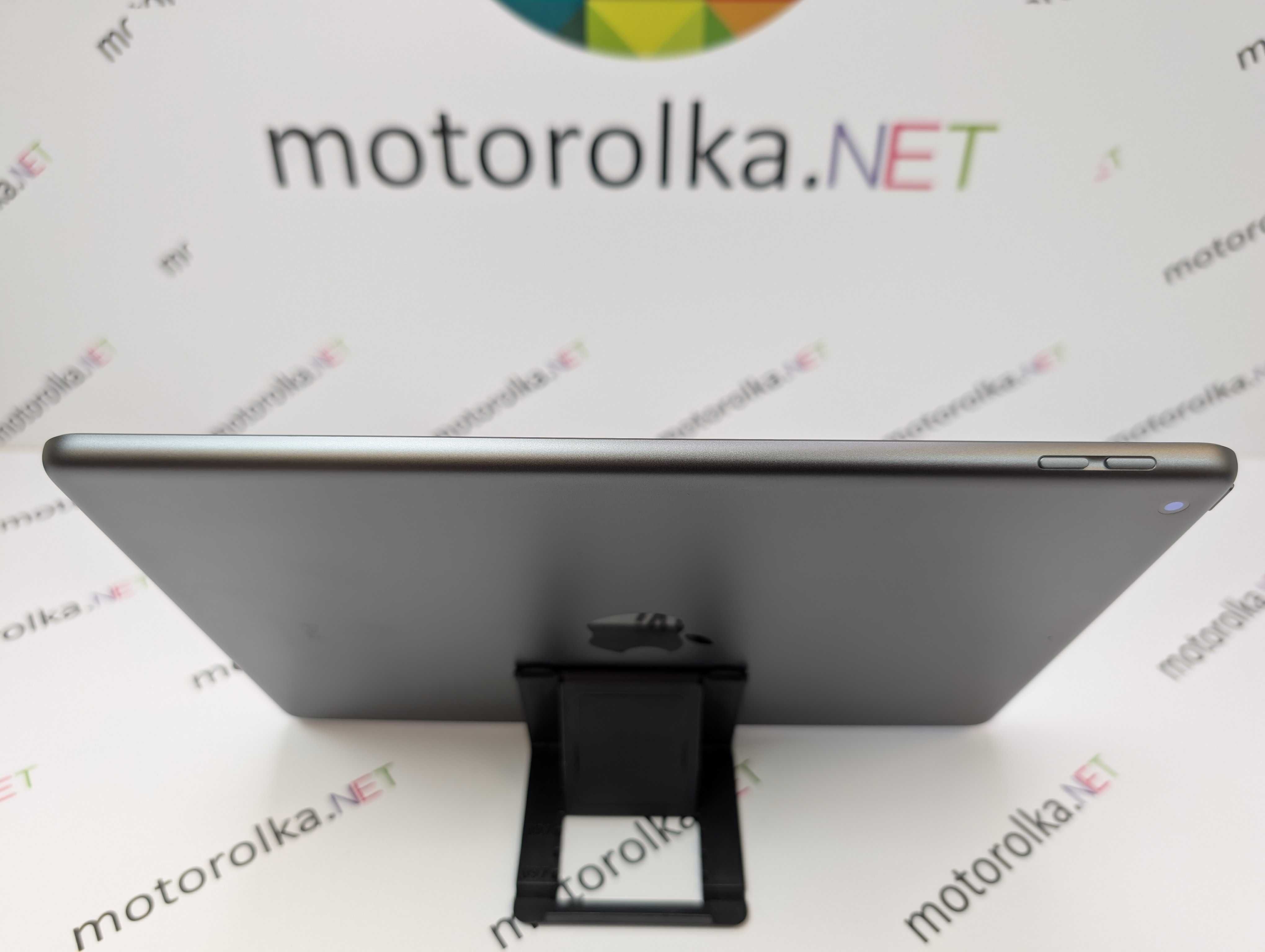 iPad 9gen 10.2 2021 64GB Wi-Fi Space Gray 100% 1 цикл 9,9/10 MDM