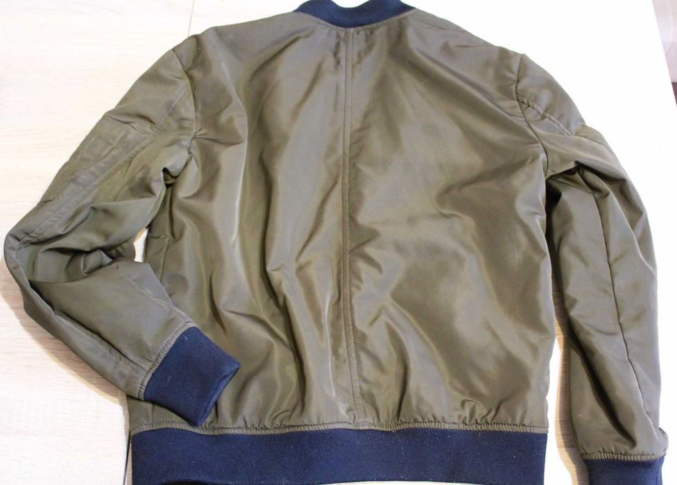 Bomberka damska, zielona z naszywkami, Sinsay